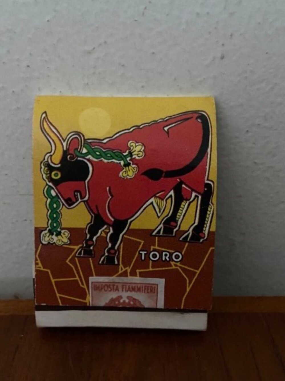 Vintage Minerva Italy Matchbook Zodiac Sign TORO Taurus Bull With Matches